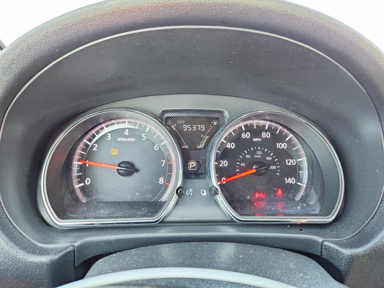 2019 NISSAN VERSA SV photo 25