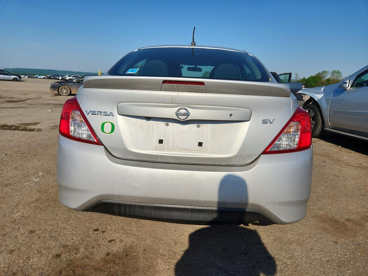 2019 NISSAN VERSA SV photo 16