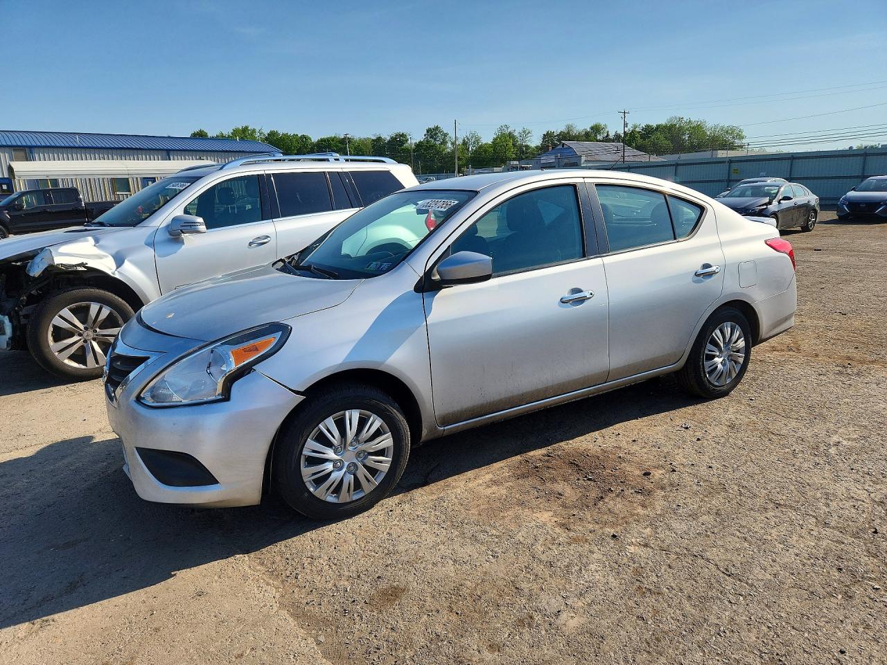 2019 NISSAN VERSA