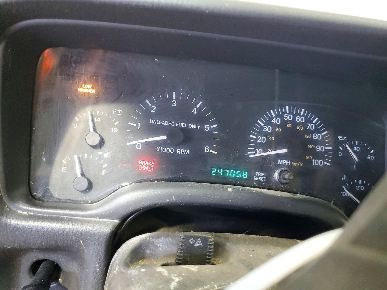 1999 JEEP CHEROKEE SPORT photo 25