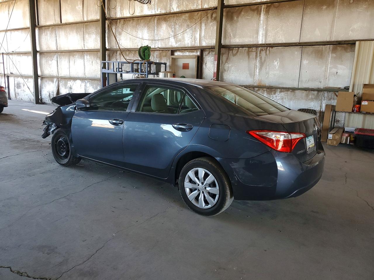 2016 TOYOTA COROLLA photo 4