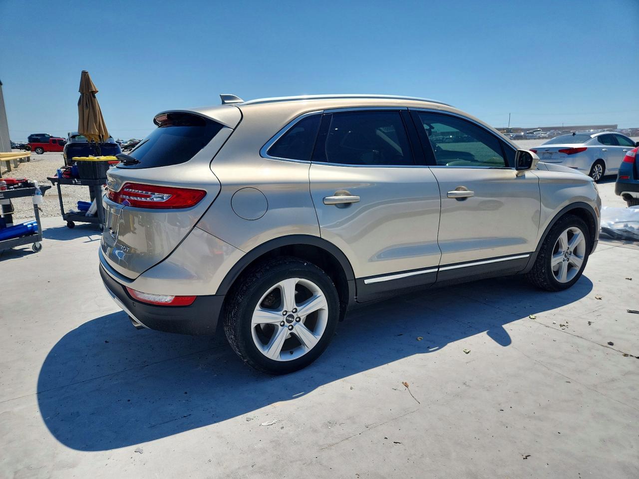 2017 LINCOLN MKC PREMIERE photo 7