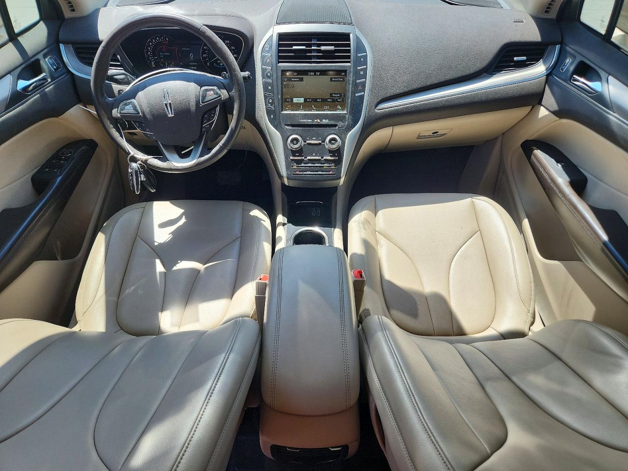 2017 LINCOLN MKC PREMIERE photo 22
