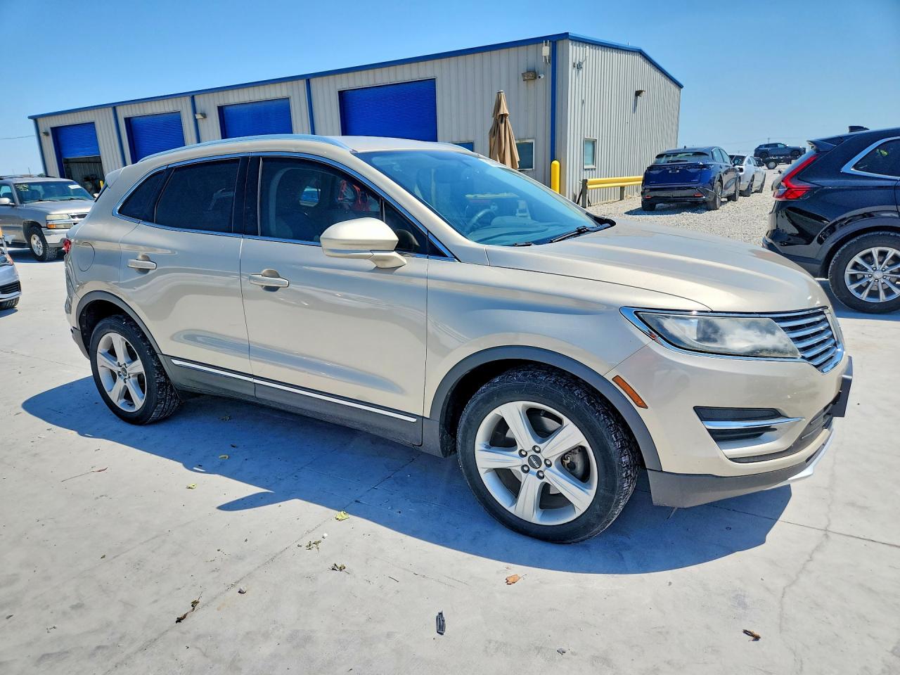 2017 LINCOLN MKC PREMIERE photo 10