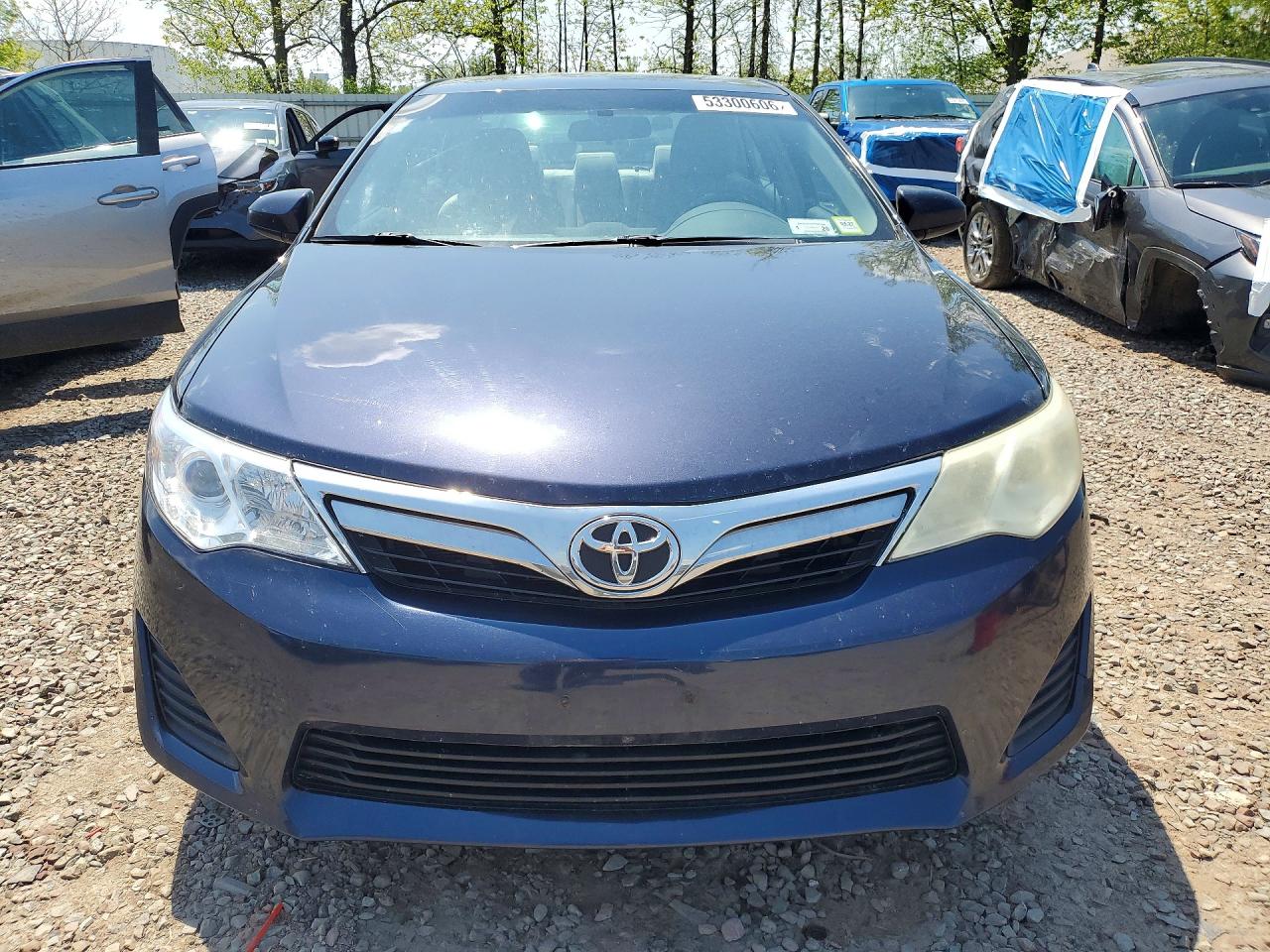 2014 TOYOTA CAMRY LE photo 13