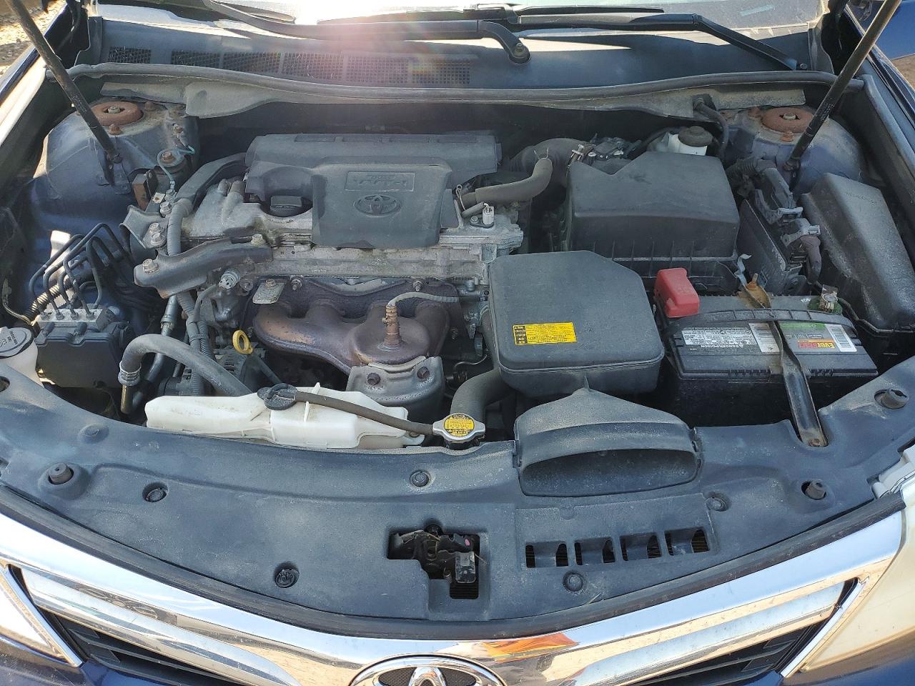 2014 TOYOTA CAMRY LE photo 31