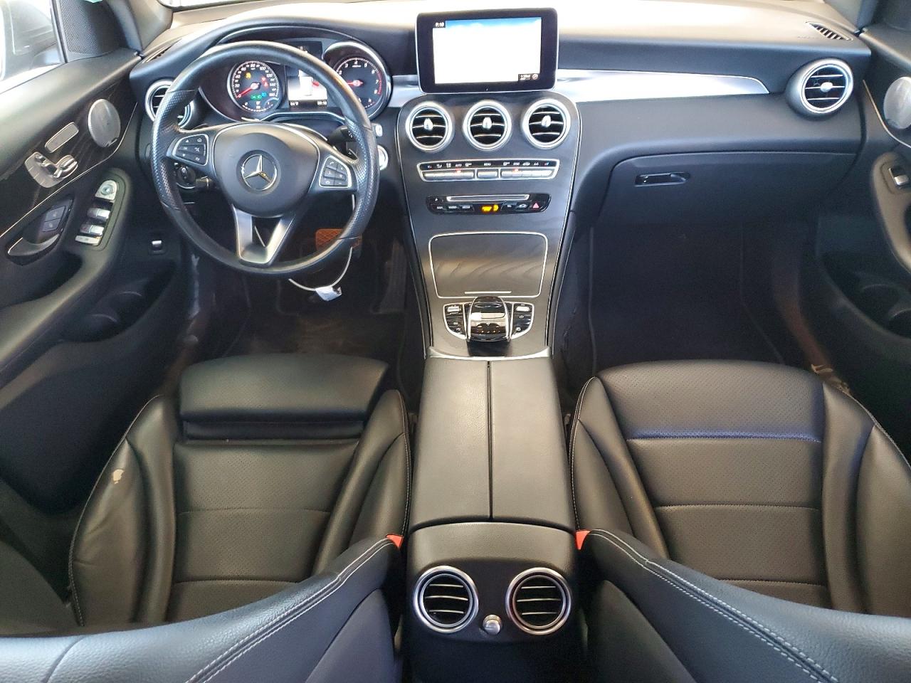 2018 MERCEDES-BENZ GLC 300 4MATIC photo 8