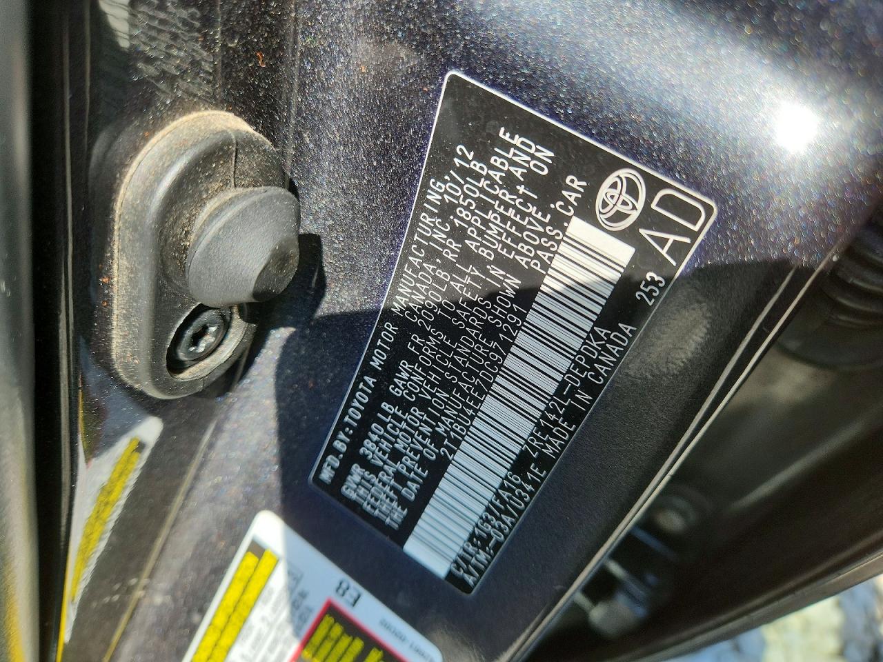 2013 TOYOTA COROLLA L photo 34