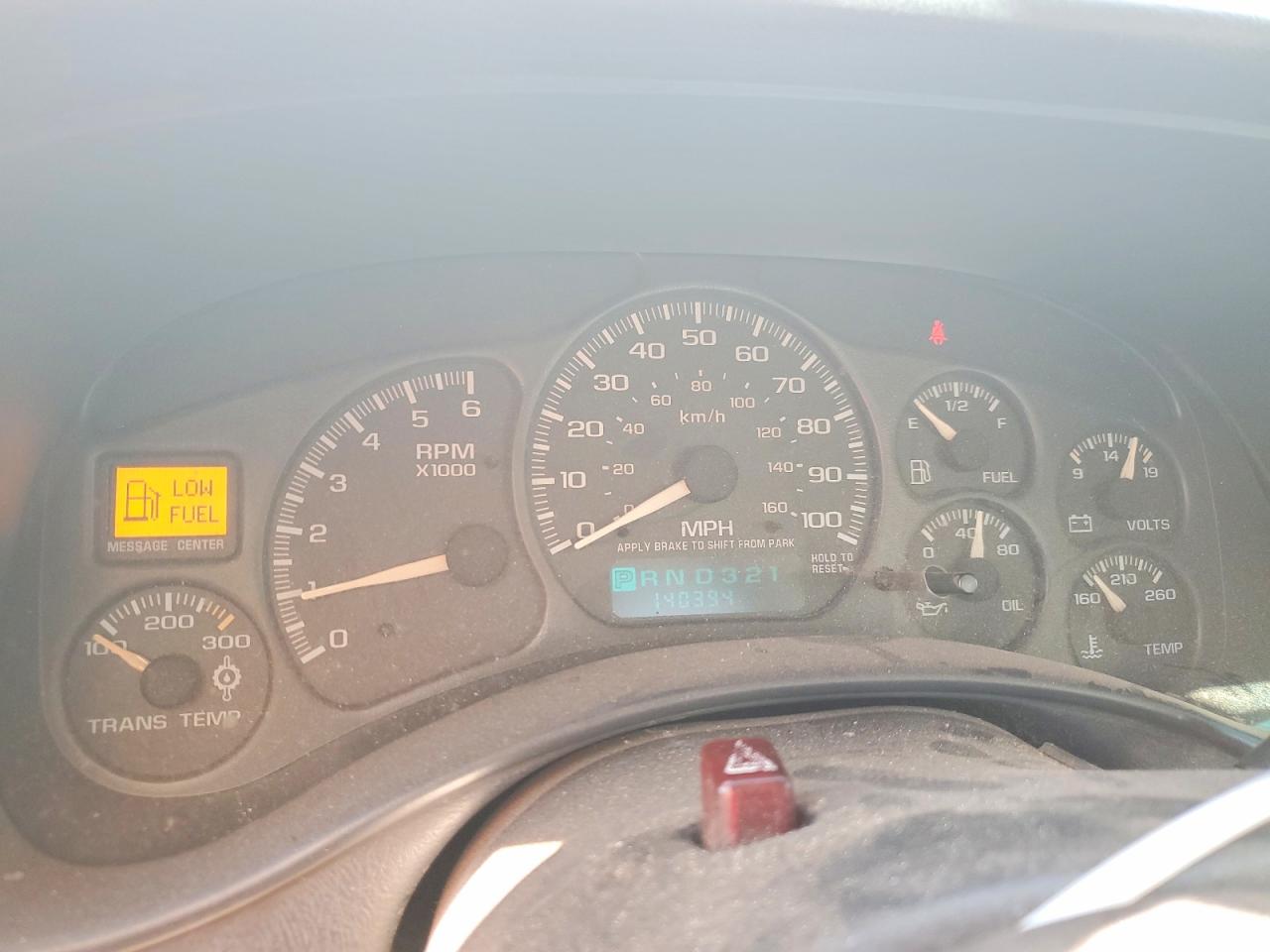 2002 CHEVROLET SILVERADO C2500 photo 9