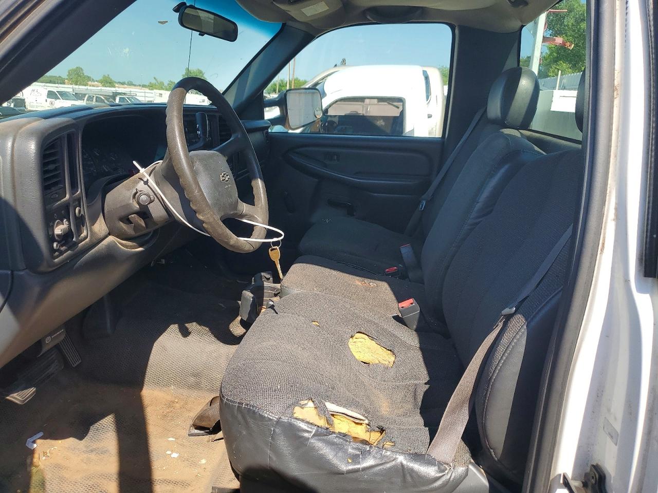 2002 CHEVROLET SILVERADO C2500 photo 7