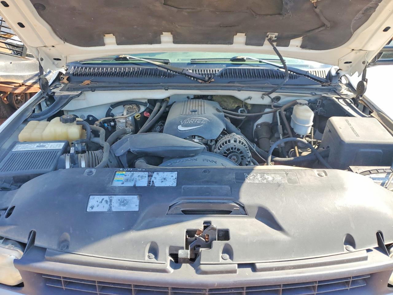 2002 CHEVROLET SILVERADO C2500 photo 11
