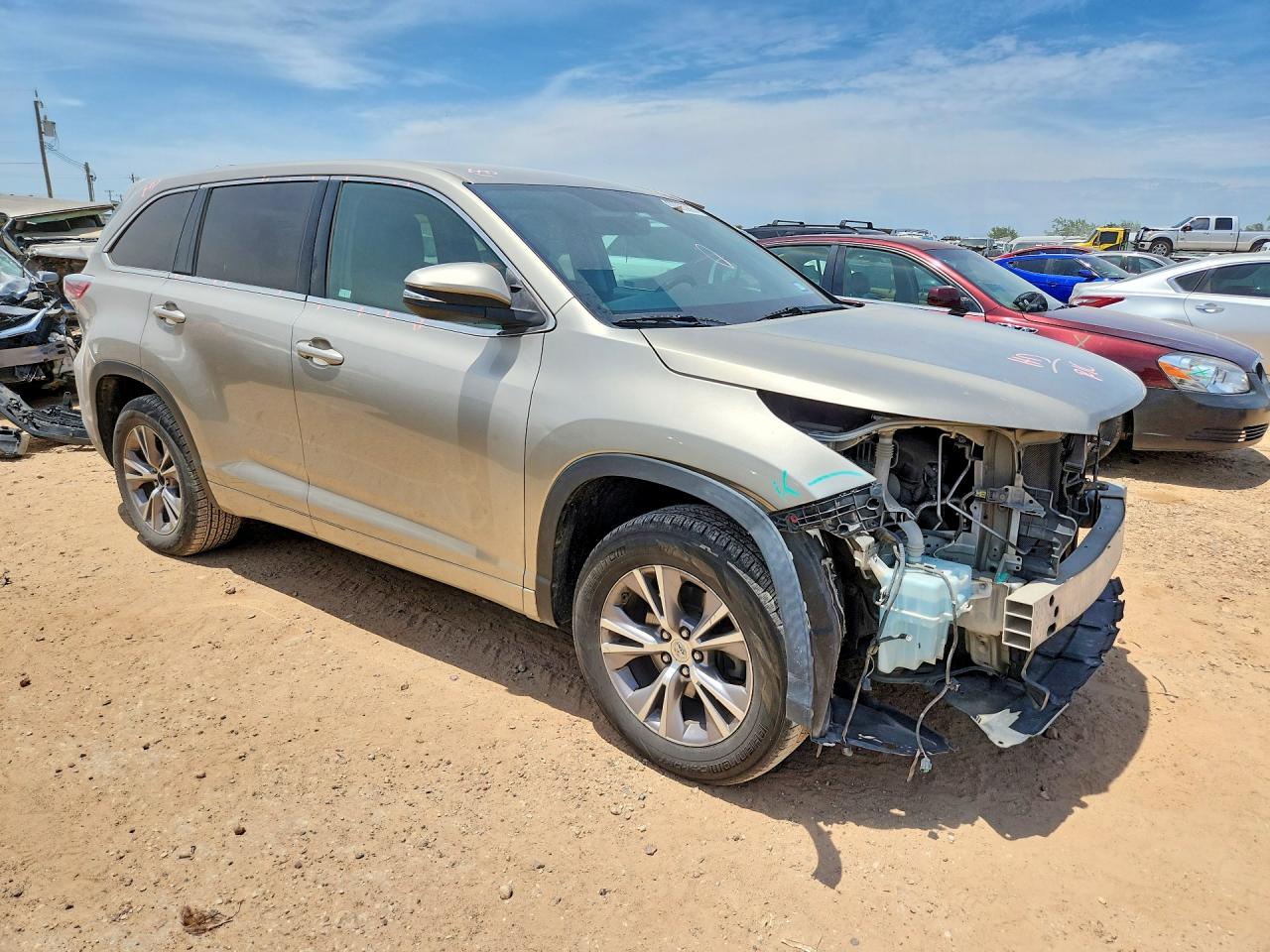 2014 TOYOTA HIGHLANDER LE PLUS photo 10