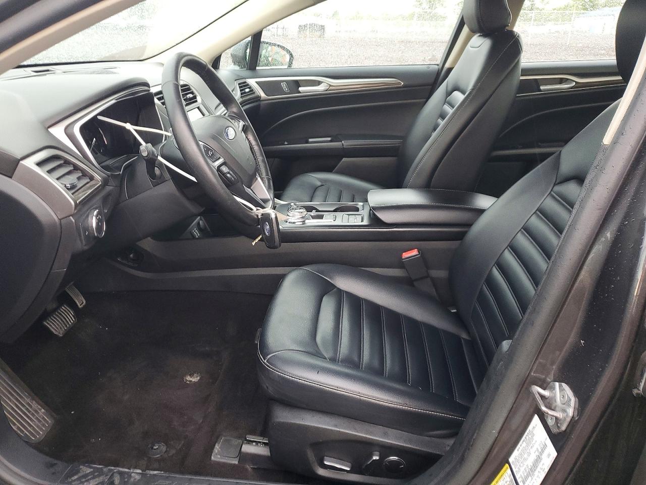 2019 FORD FUSION SEL photo 19