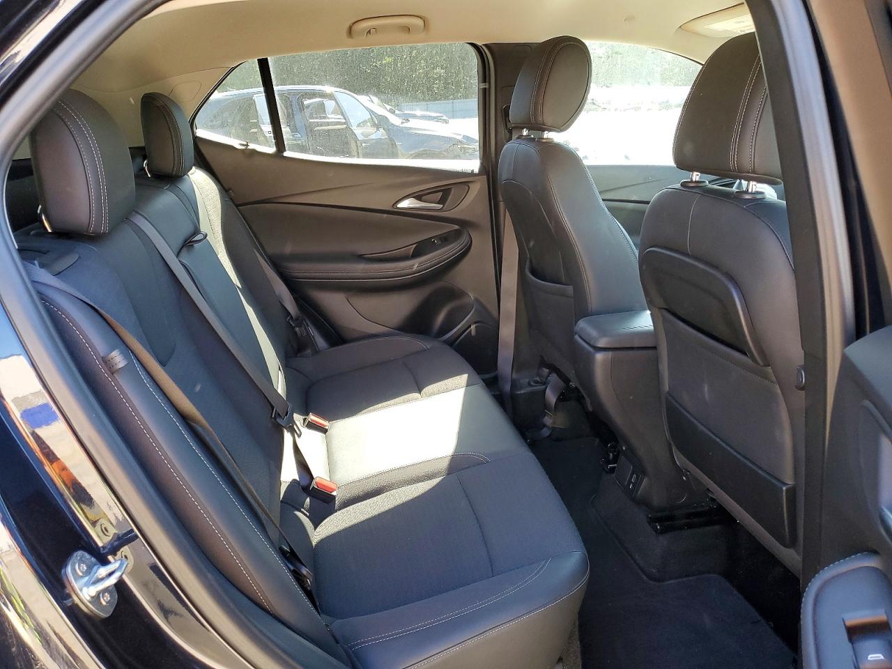 2020 BUICK ENCORE GX SELECT photo 11