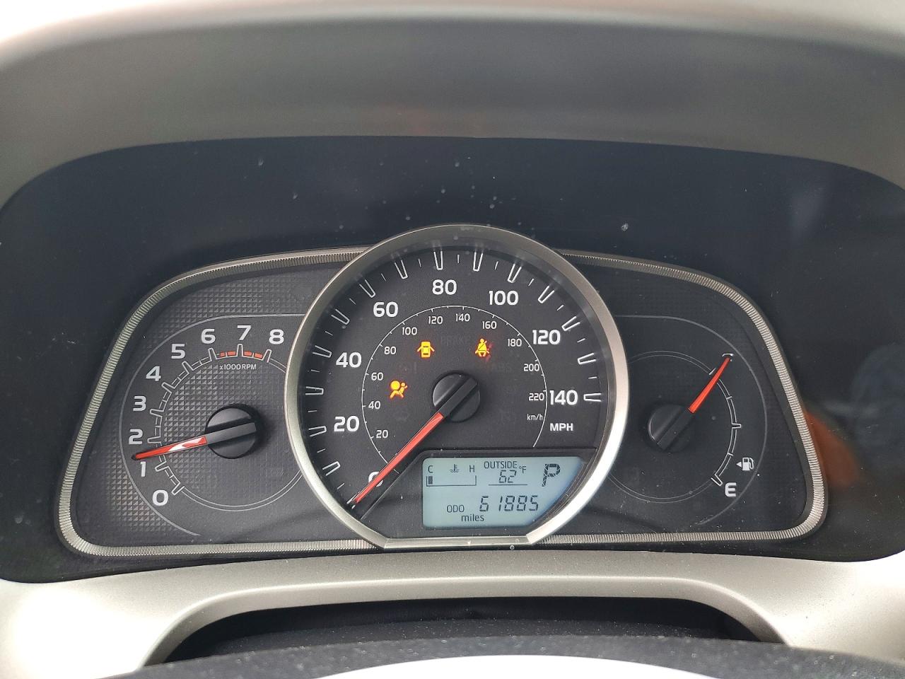 2015 TOYOTA RAV4 XLE photo 17
