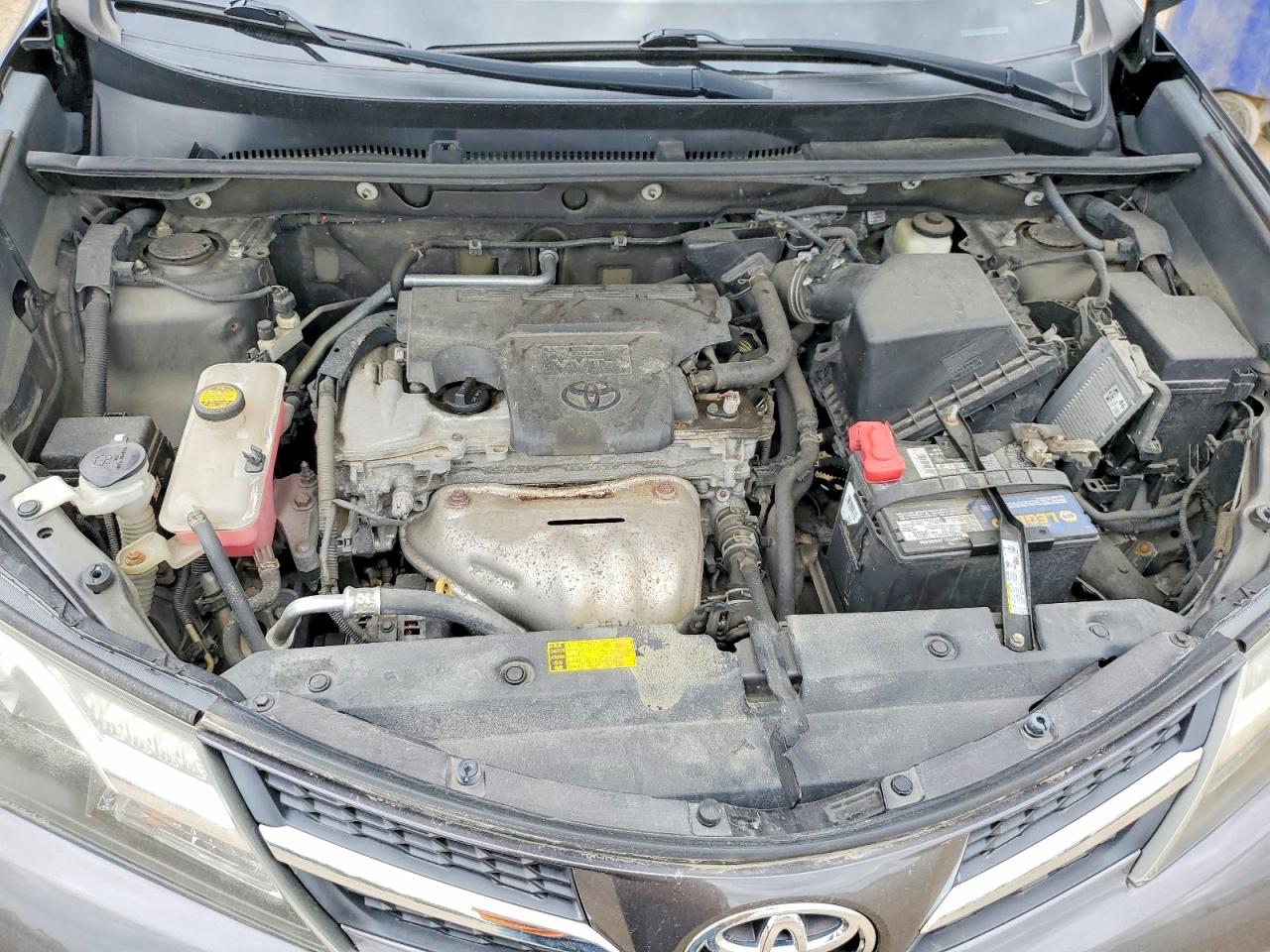 2015 TOYOTA RAV4 XLE photo 21