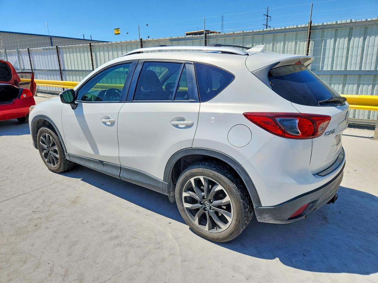 2016 MAZDA CX-5 GT photo 3
