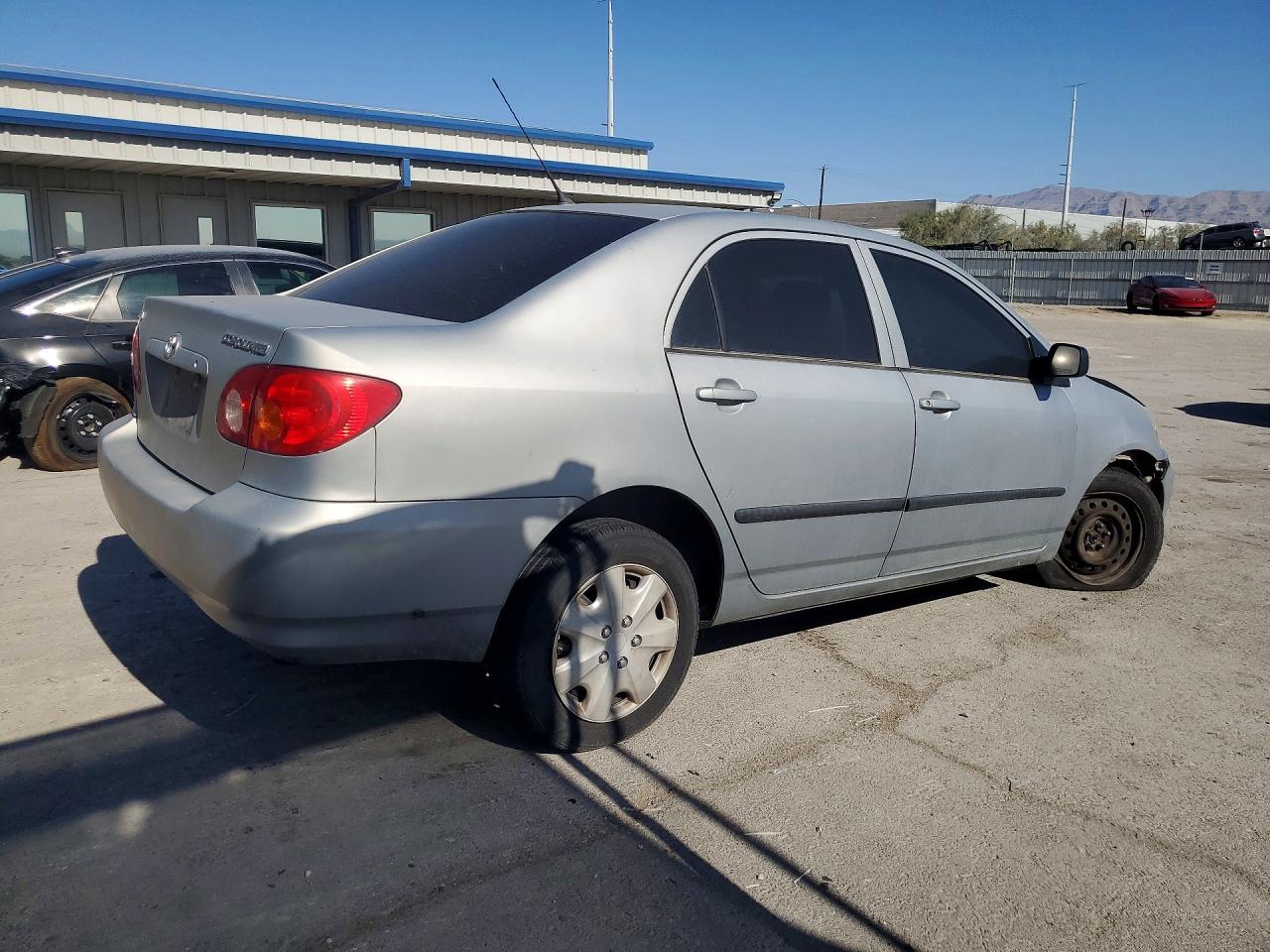 2004 TOYOTA COROLLA CE photo 5