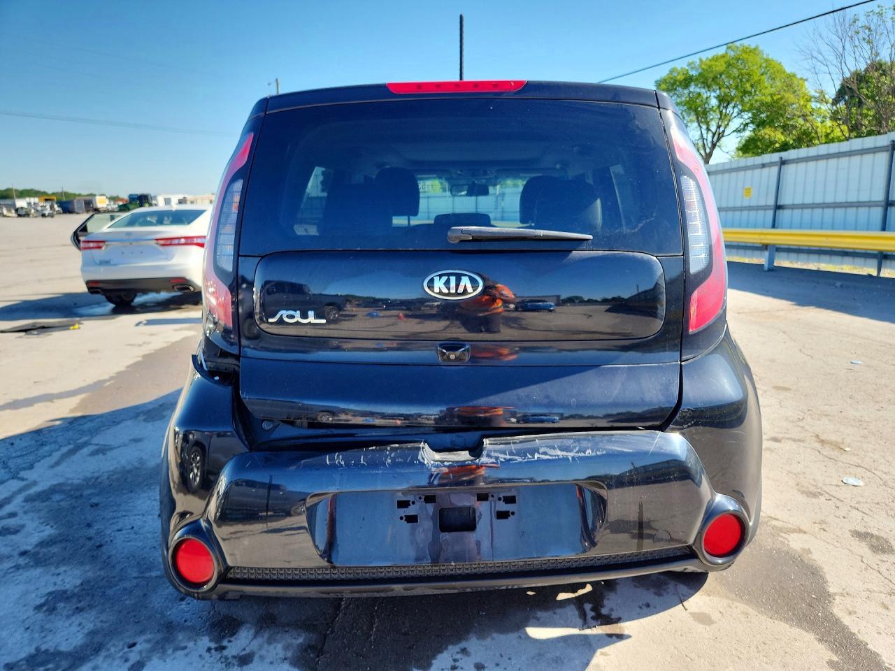 2016 KIA SOUL + photo 6