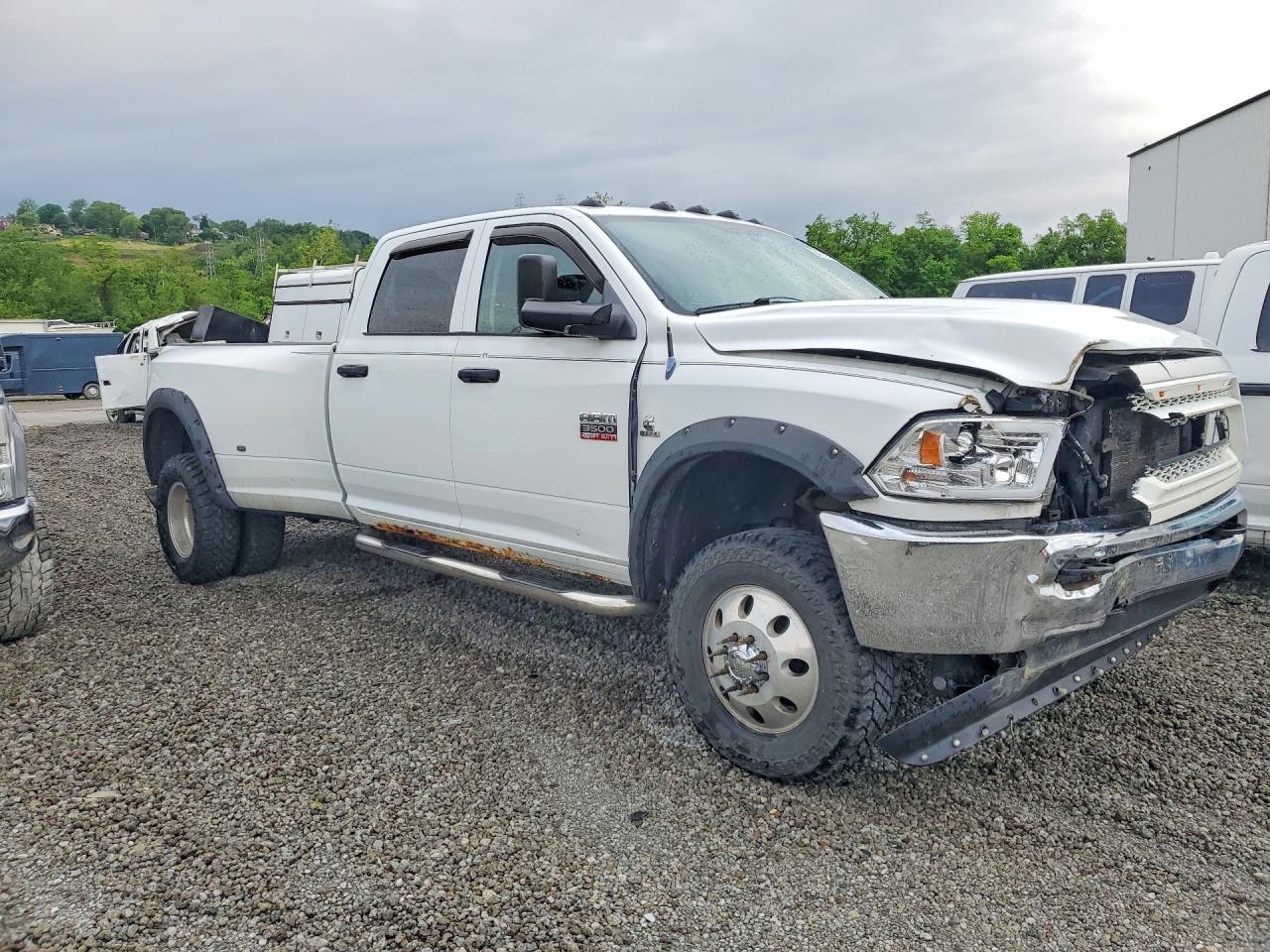 2012 DODGE RAM 3500 ST photo 7