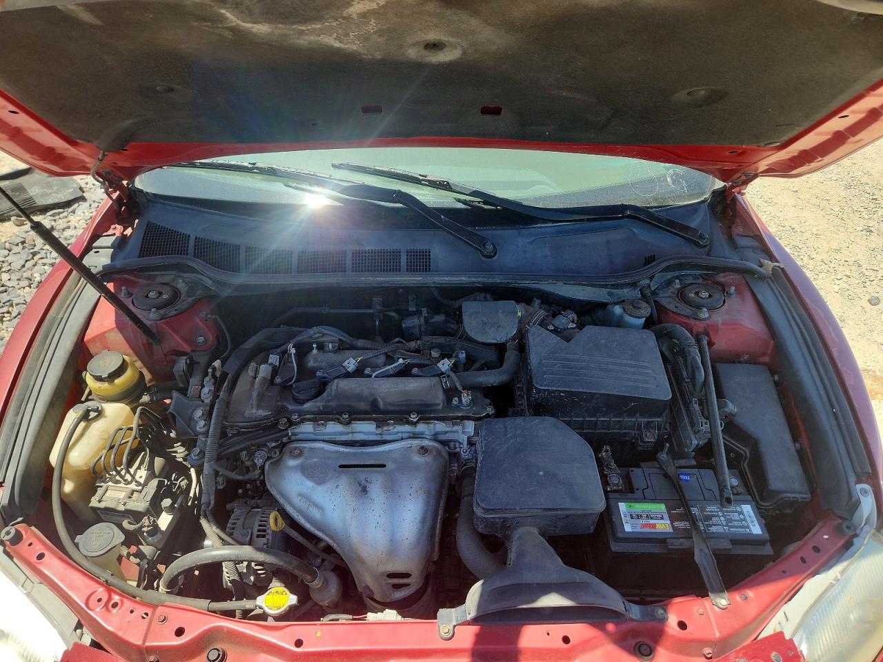 2010 TOYOTA CAMRY XLE photo 31