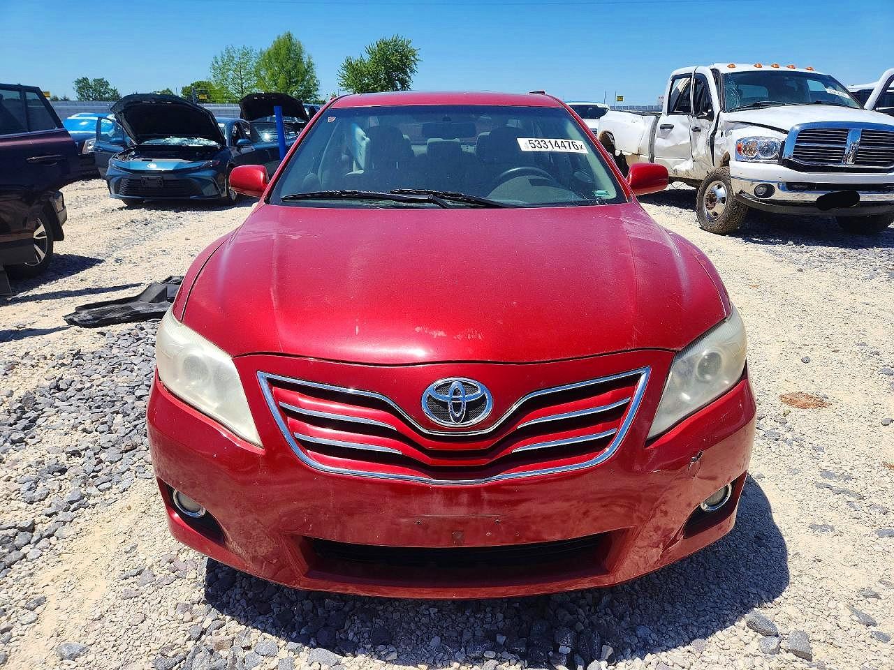 2010 TOYOTA CAMRY XLE photo 13