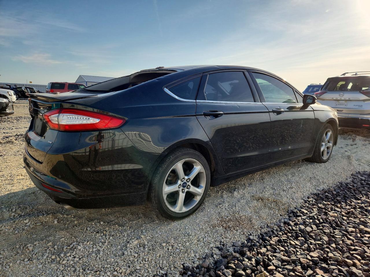 2015 FORD FUSION SE photo 7