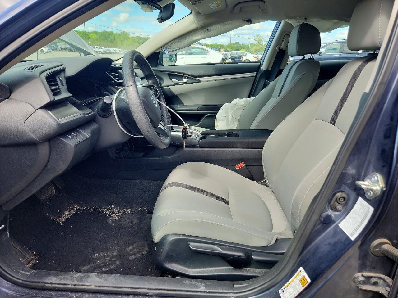 2020 HONDA CIVIC LX photo 13