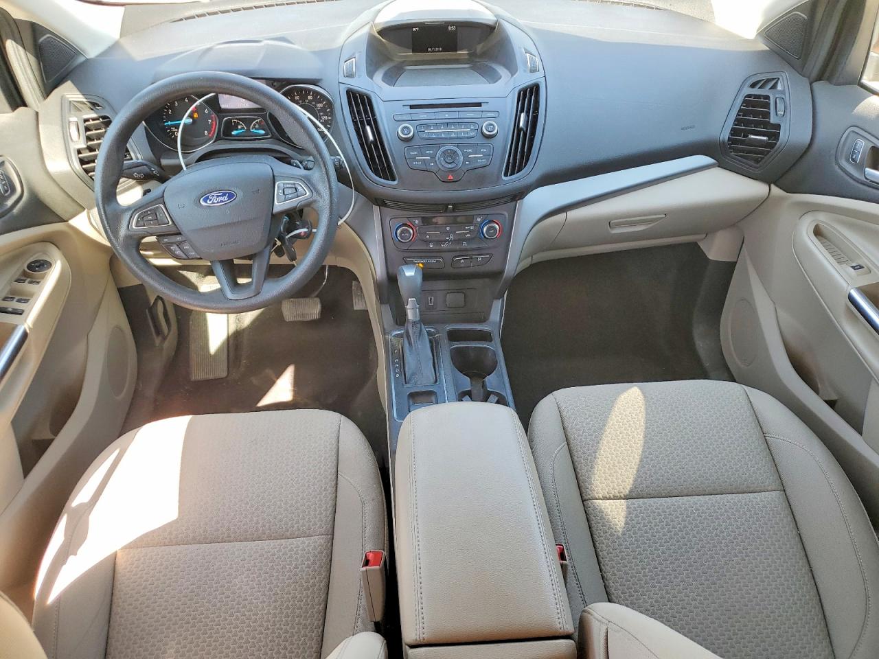 2017 FORD ESCAPE SE photo 8