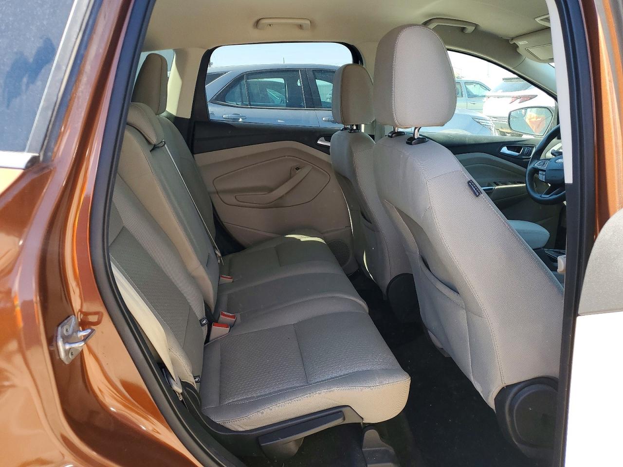 2017 FORD ESCAPE SE photo 11
