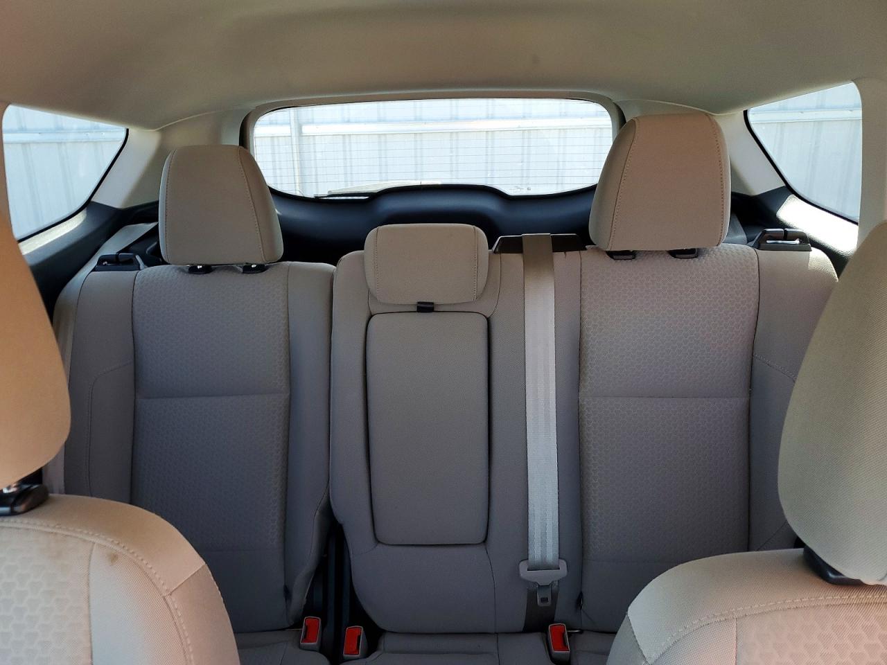 2017 FORD ESCAPE SE photo 10