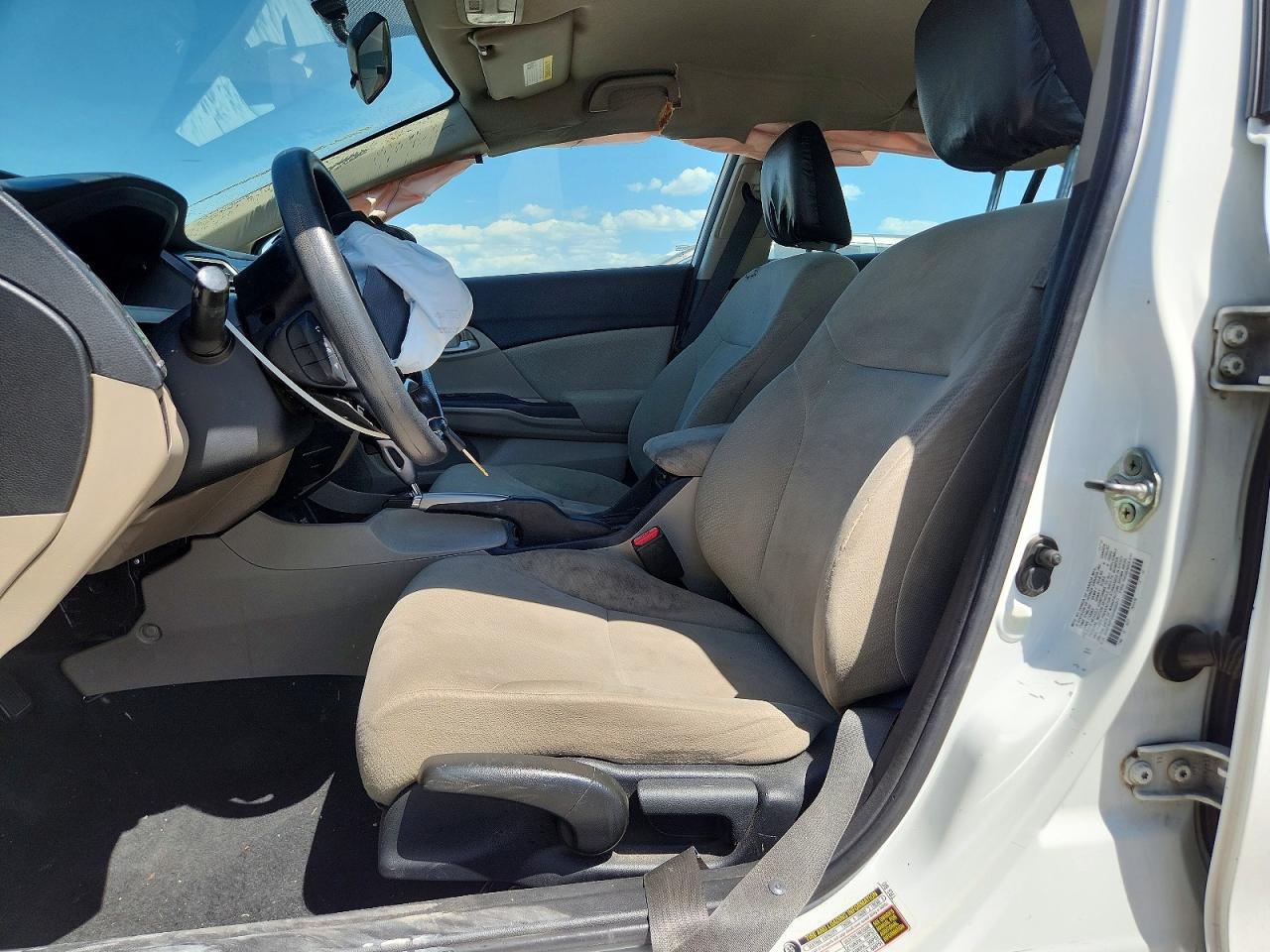 2013 HONDA CIVIC LX photo 19