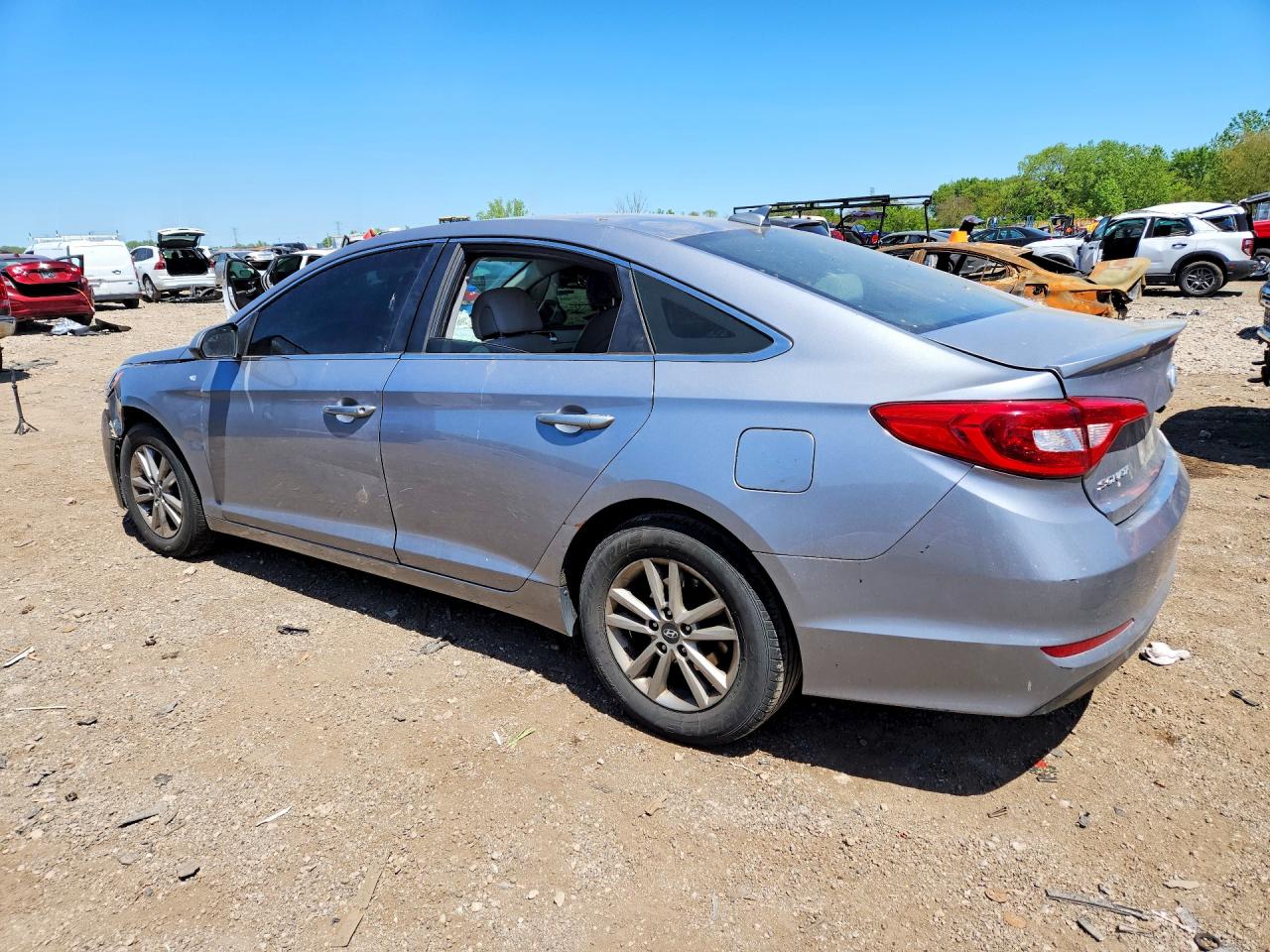 2017 HYUNDAI SONATA photo 4
