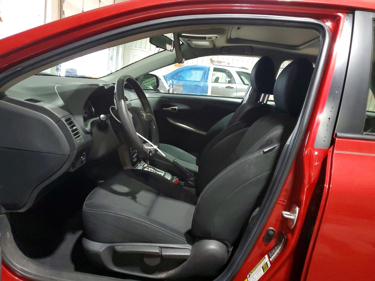 2012 TOYOTA COROLLA S photo 13