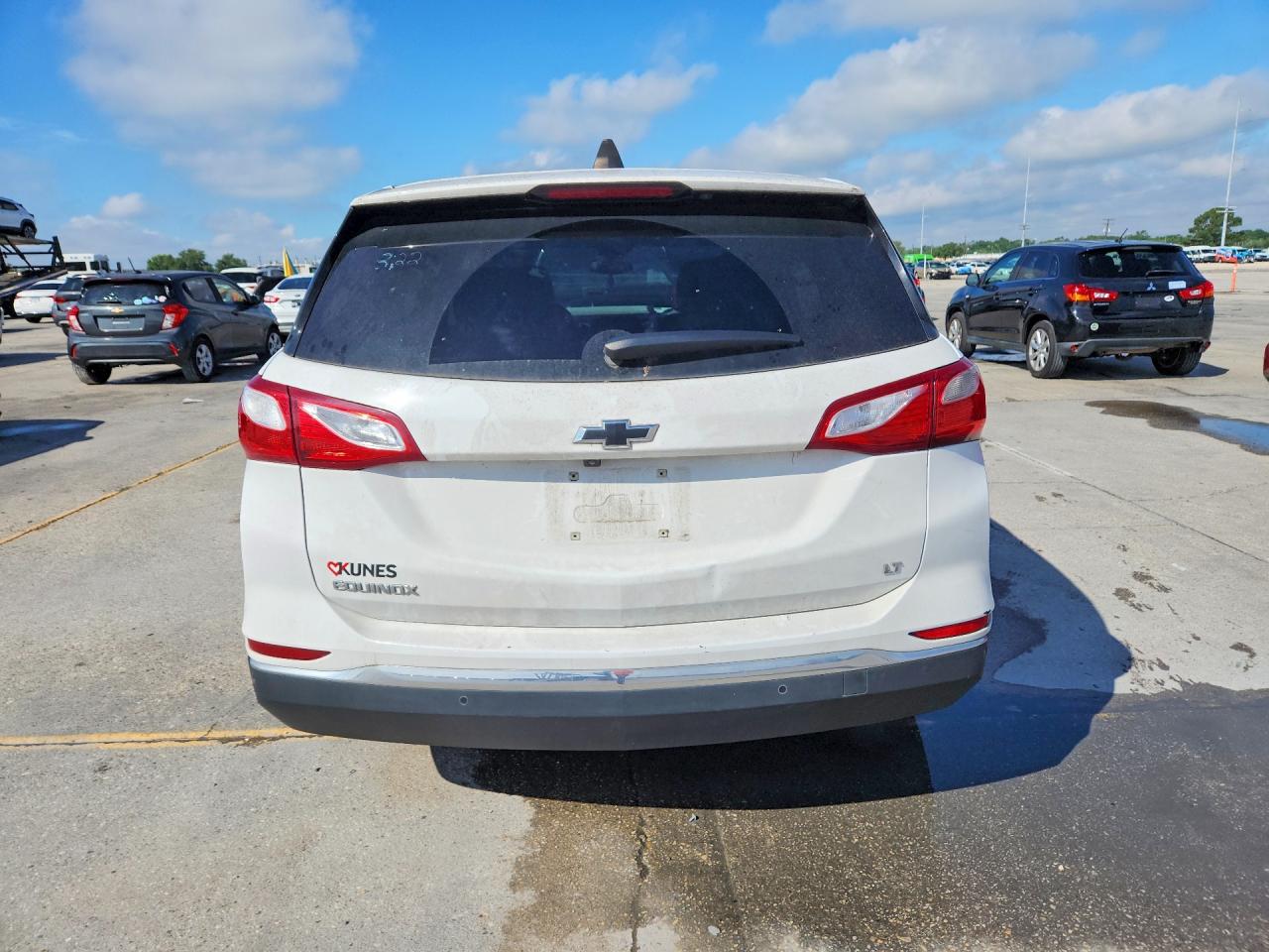 2019 CHEVROLET EQUINOX LT photo 16