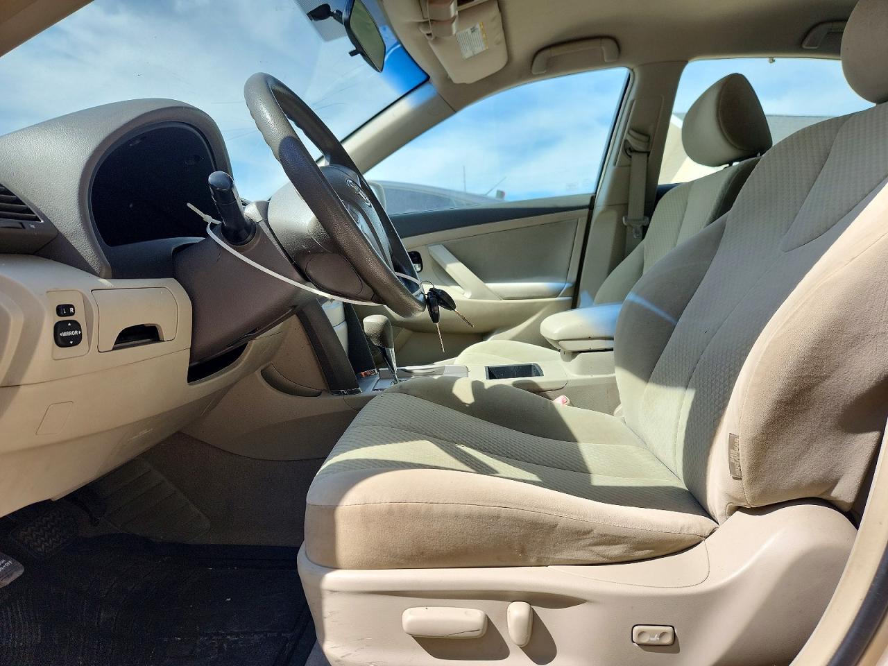 2007 TOYOTA CAMRY LE photo 13