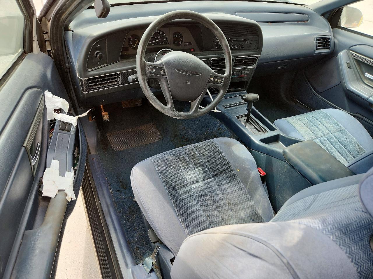 1992 FORD THUNDERBIRD photo 15