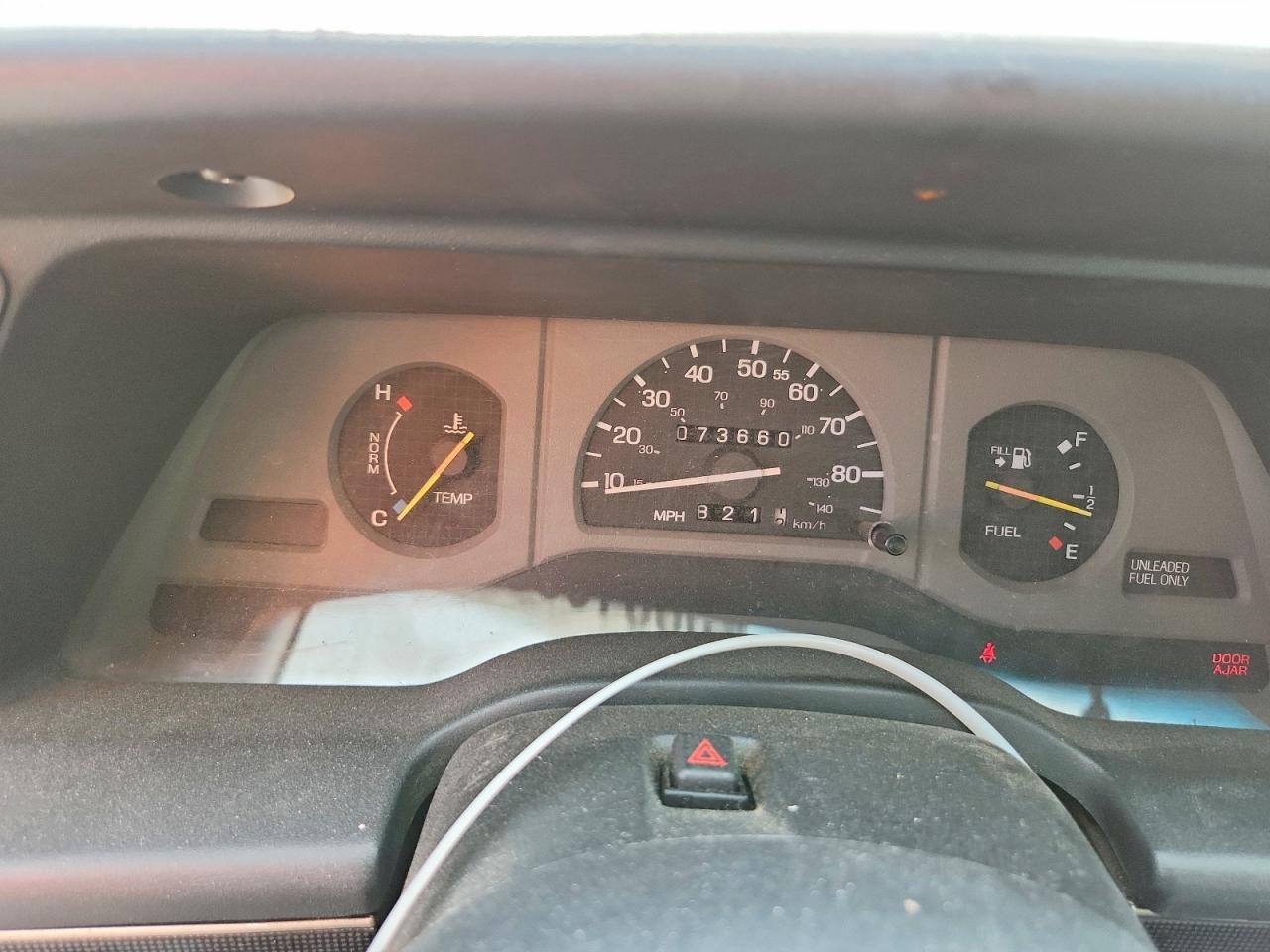 1992 FORD THUNDERBIRD photo 17