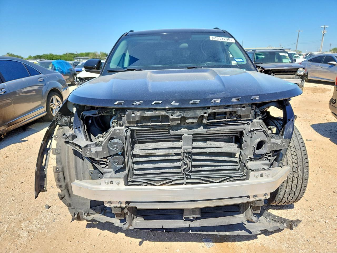 2023 FORD EXPLORER XLT photo 5
