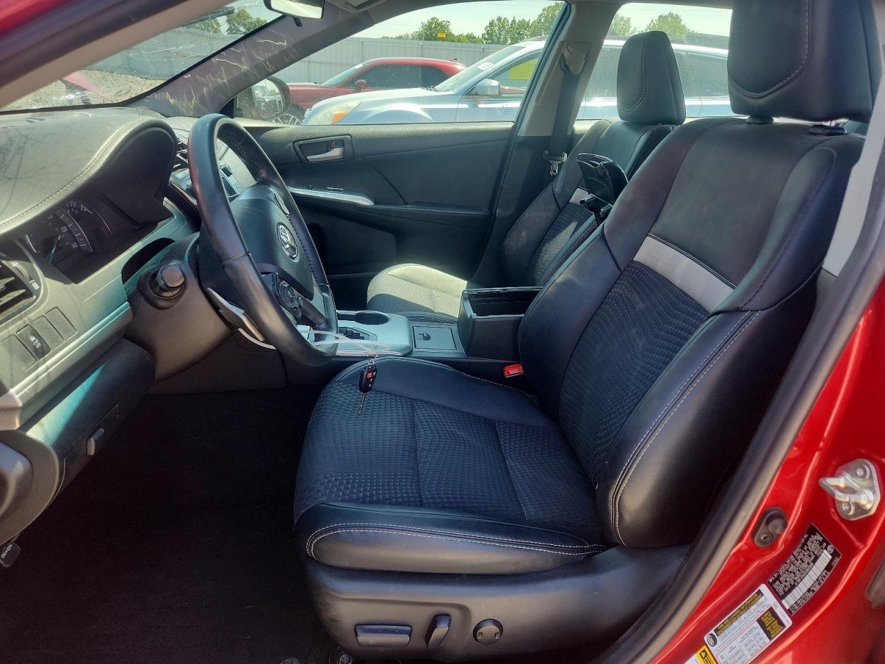 2014 TOYOTA CAMRY SE SPORT photo 16