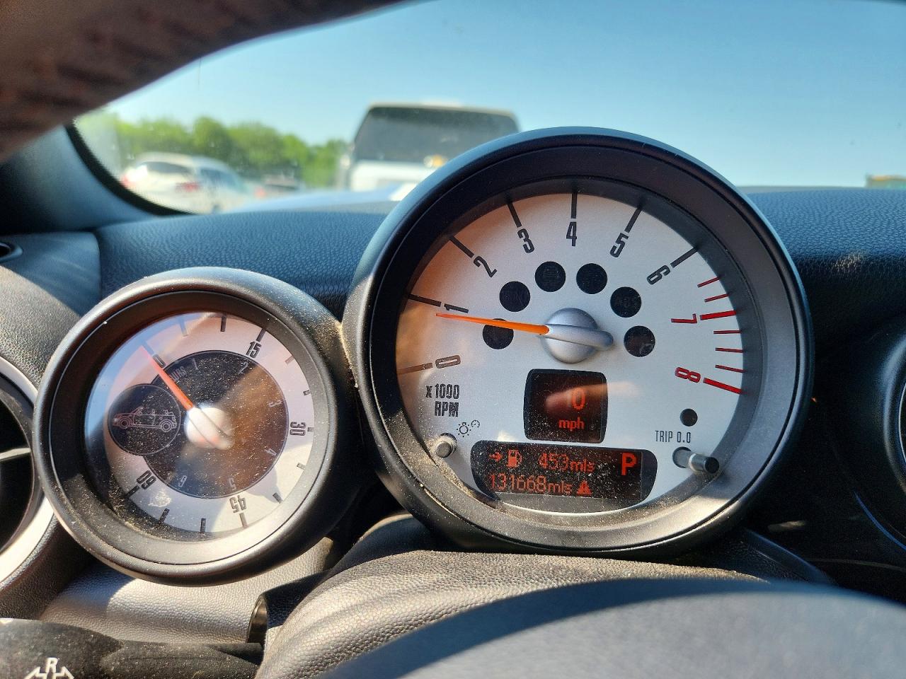2012 MINI COOPER photo 17