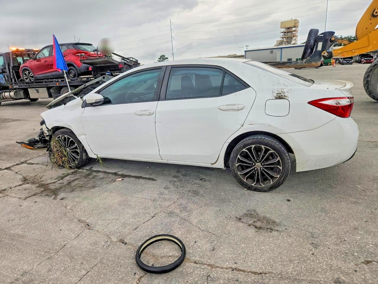 2014 TOYOTA COROLLA S PLUS photo 3