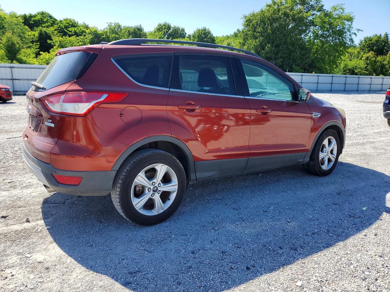 2014 FORD ESCAPE SE photo 5