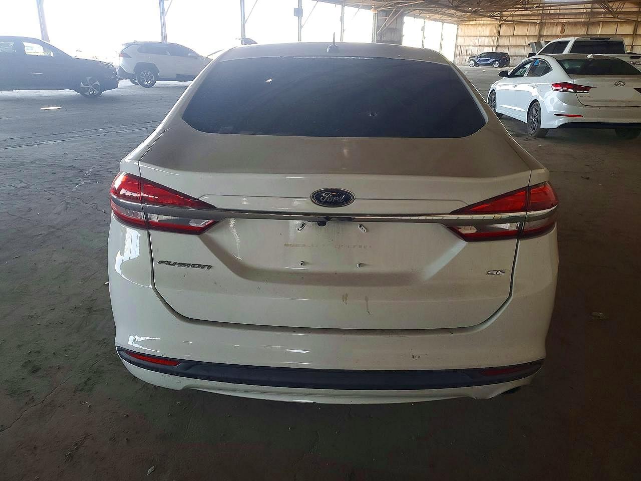 2017 FORD FUSION SE photo 11