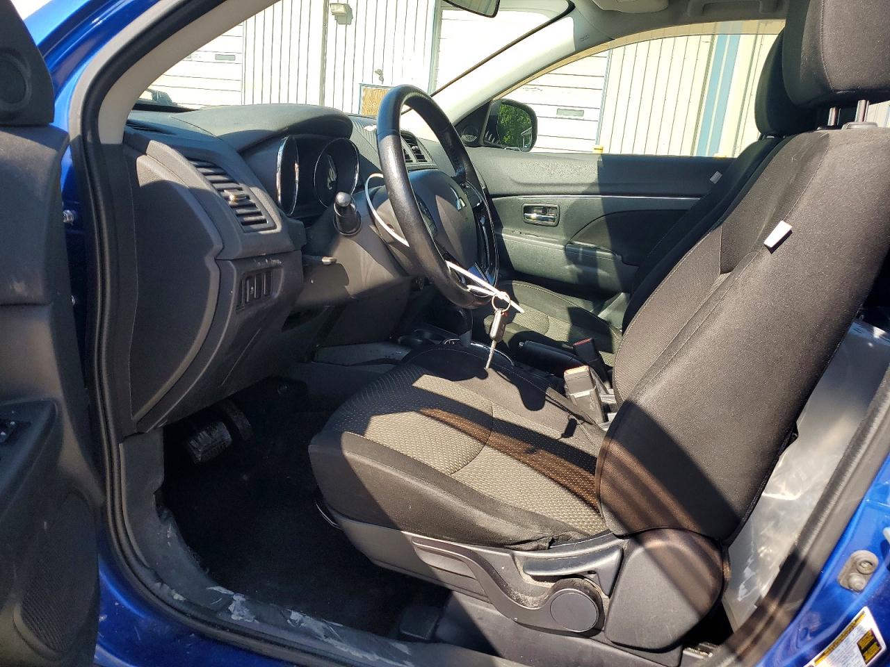 2016 MITSUBISHI OUTLANDER SPORT ES photo 13