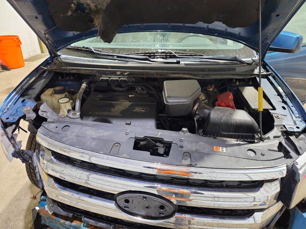 2011 FORD EDGE SEL photo 23