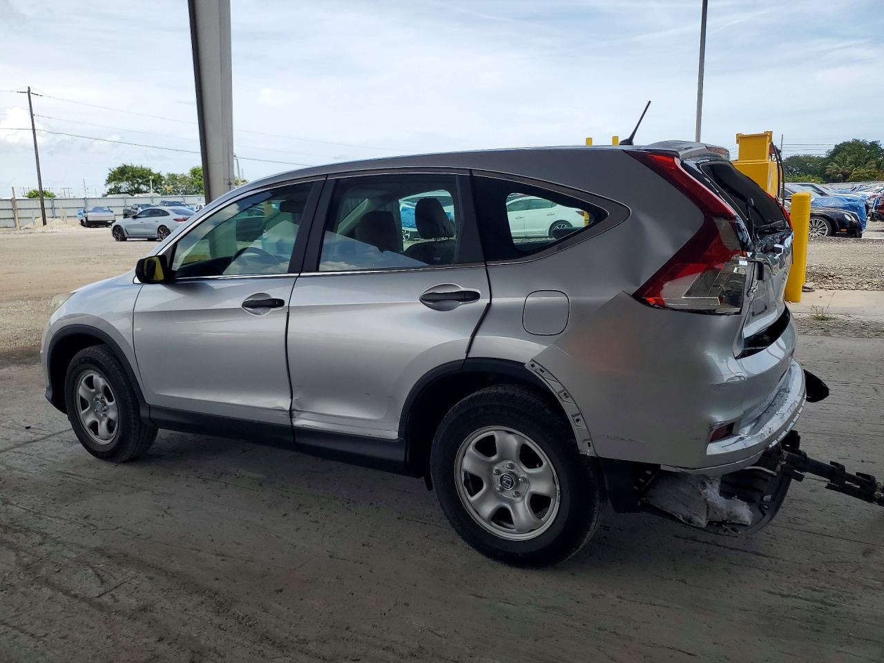 2015 HONDA CR-V LX photo 3