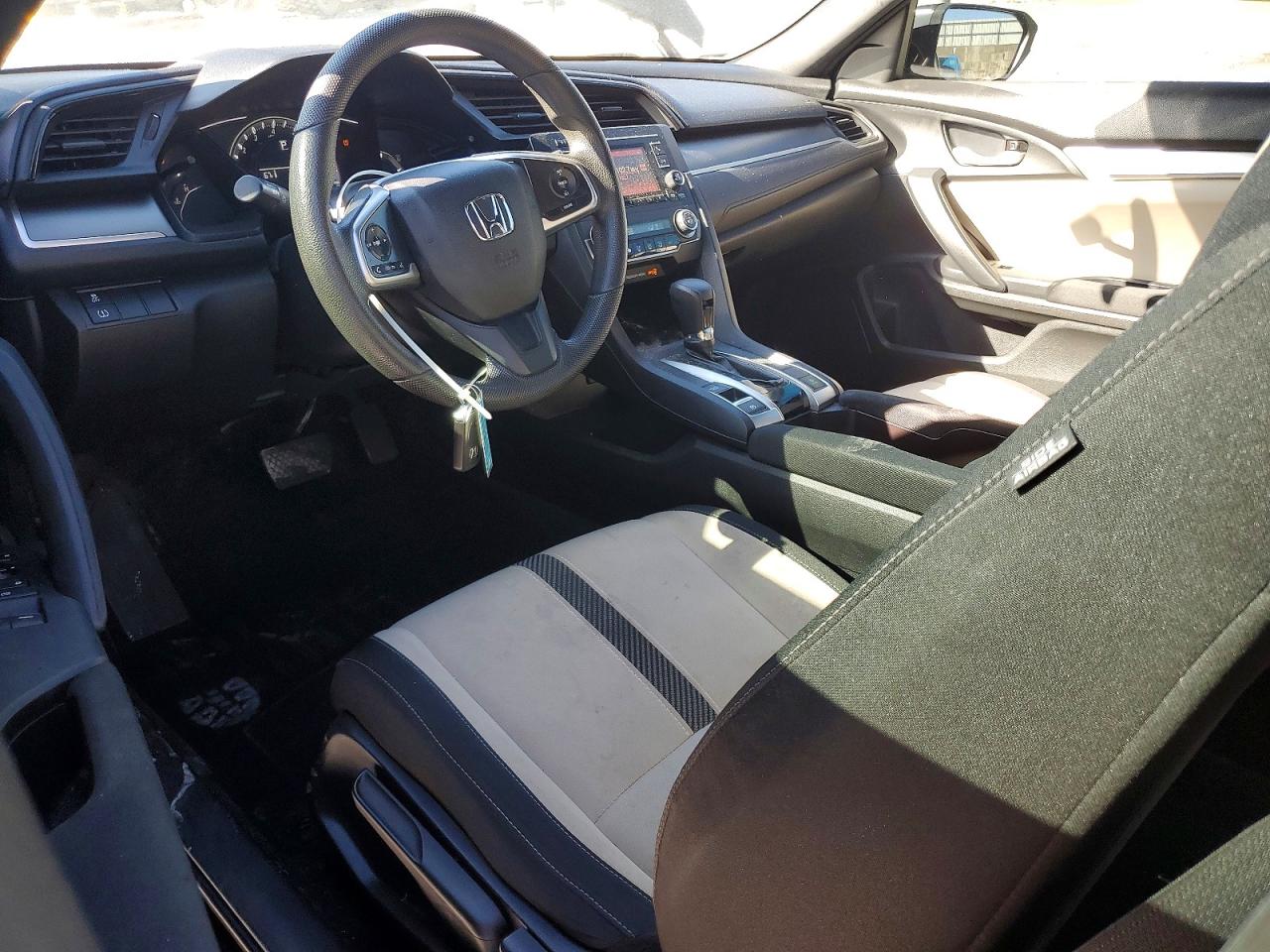 2017 HONDA CIVIC LX photo 22