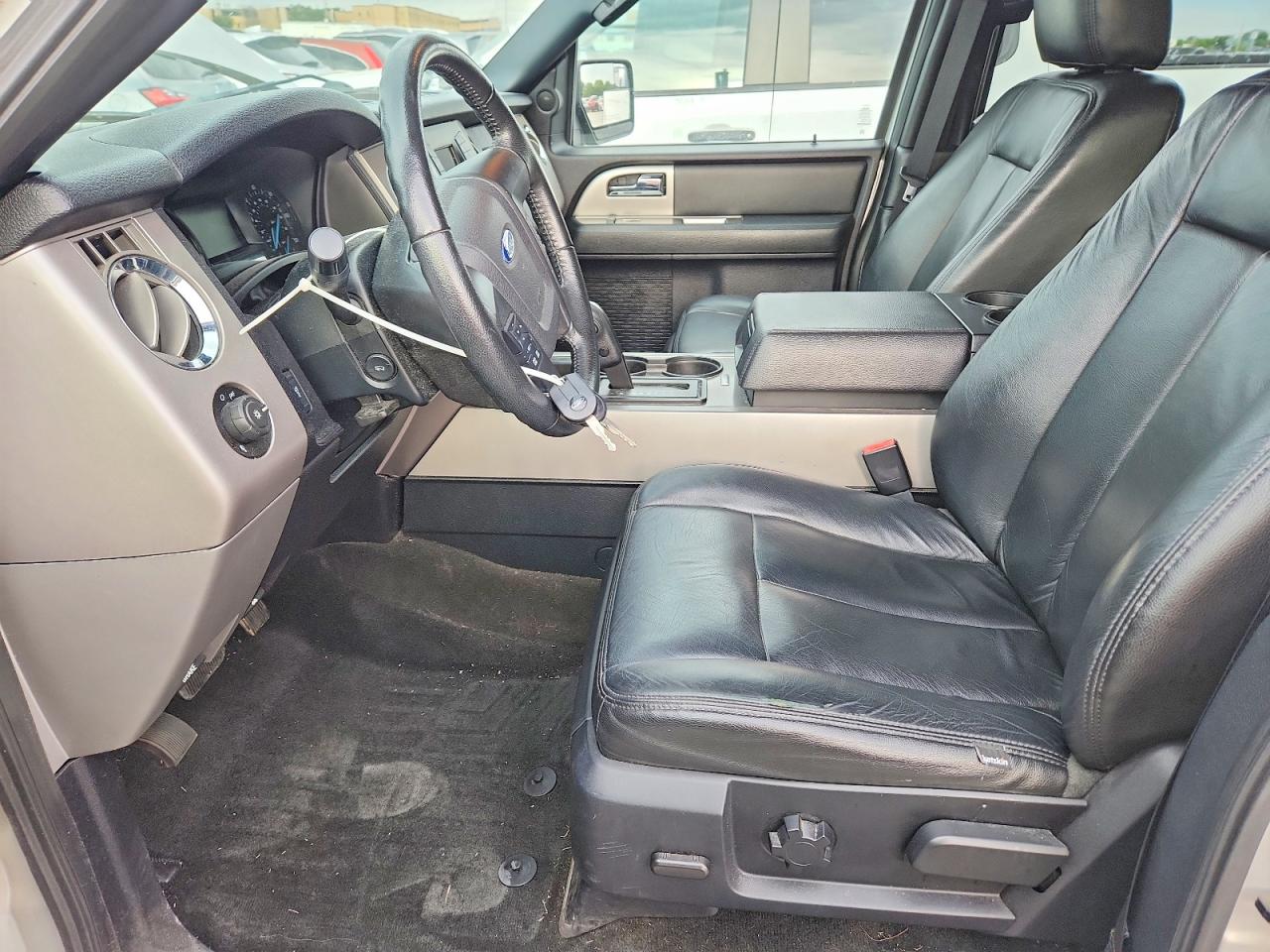 2017 FORD EXPEDITION XLT photo 7