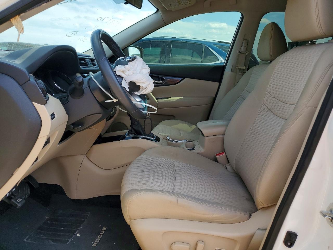 2017 NISSAN ROGUE SV photo 7